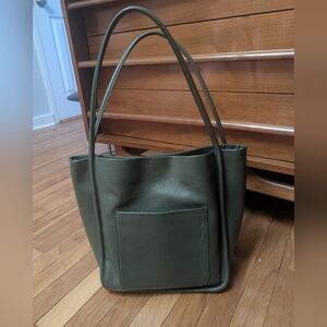 Kaeiu Loop Tote